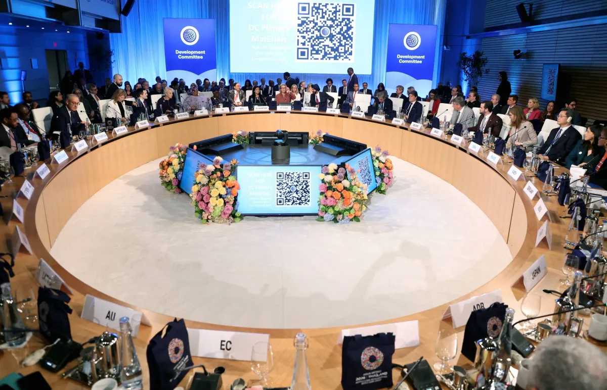 صندوق النقد والبنك الدوليان يعلنان استئناف تعاملاتهما مع فنزويلا