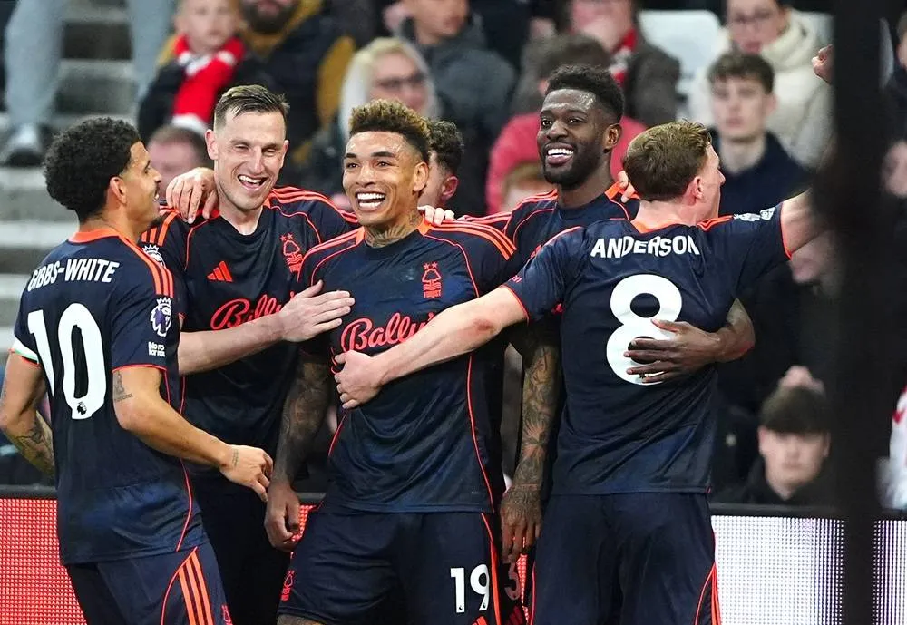 Forest Blitz Sunderland to Close in on Premier League Safety