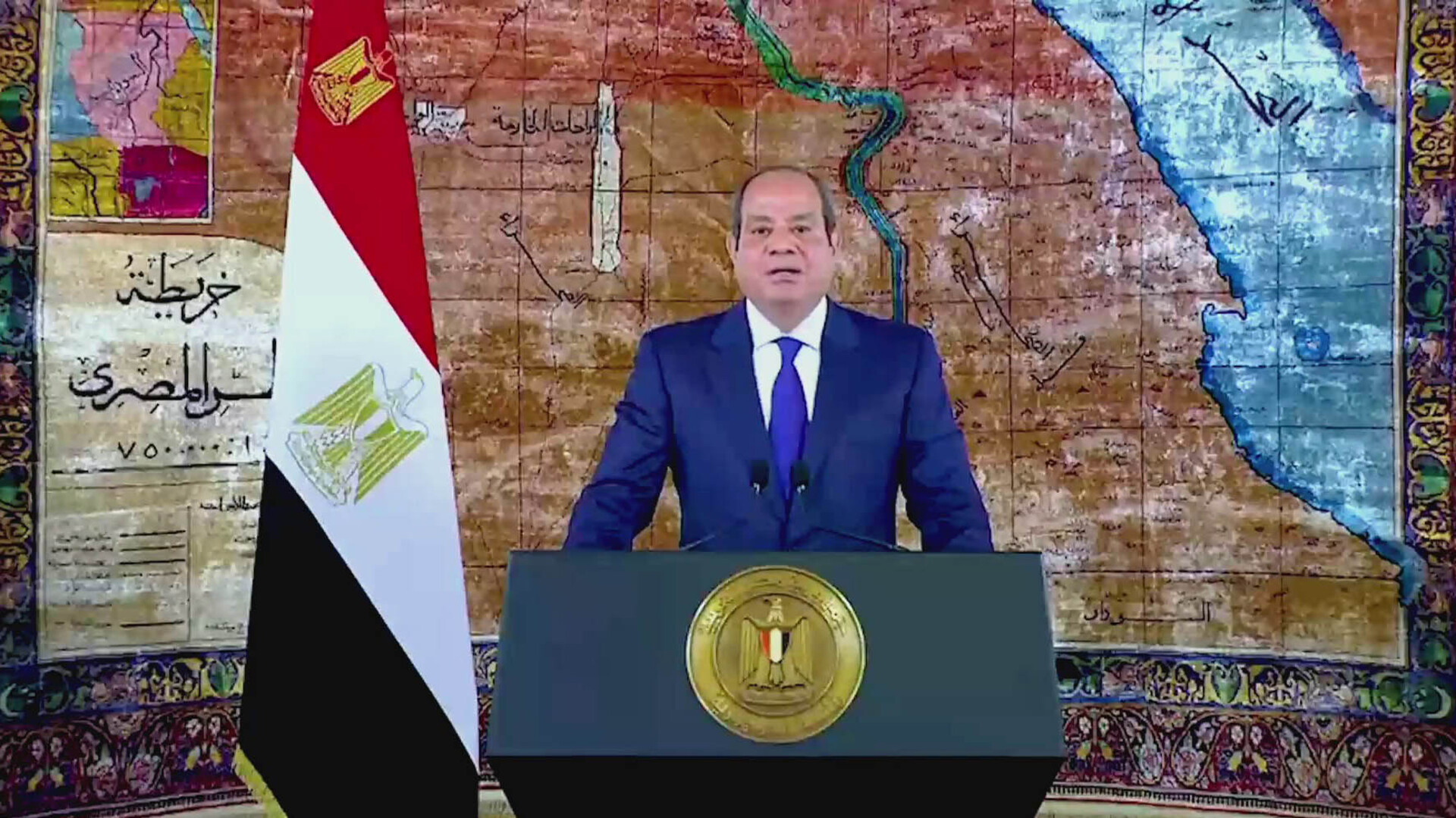 السيسي: التوترات الإقليمية كلفت قناة السويس خسائر بـ10 مليارات دولار