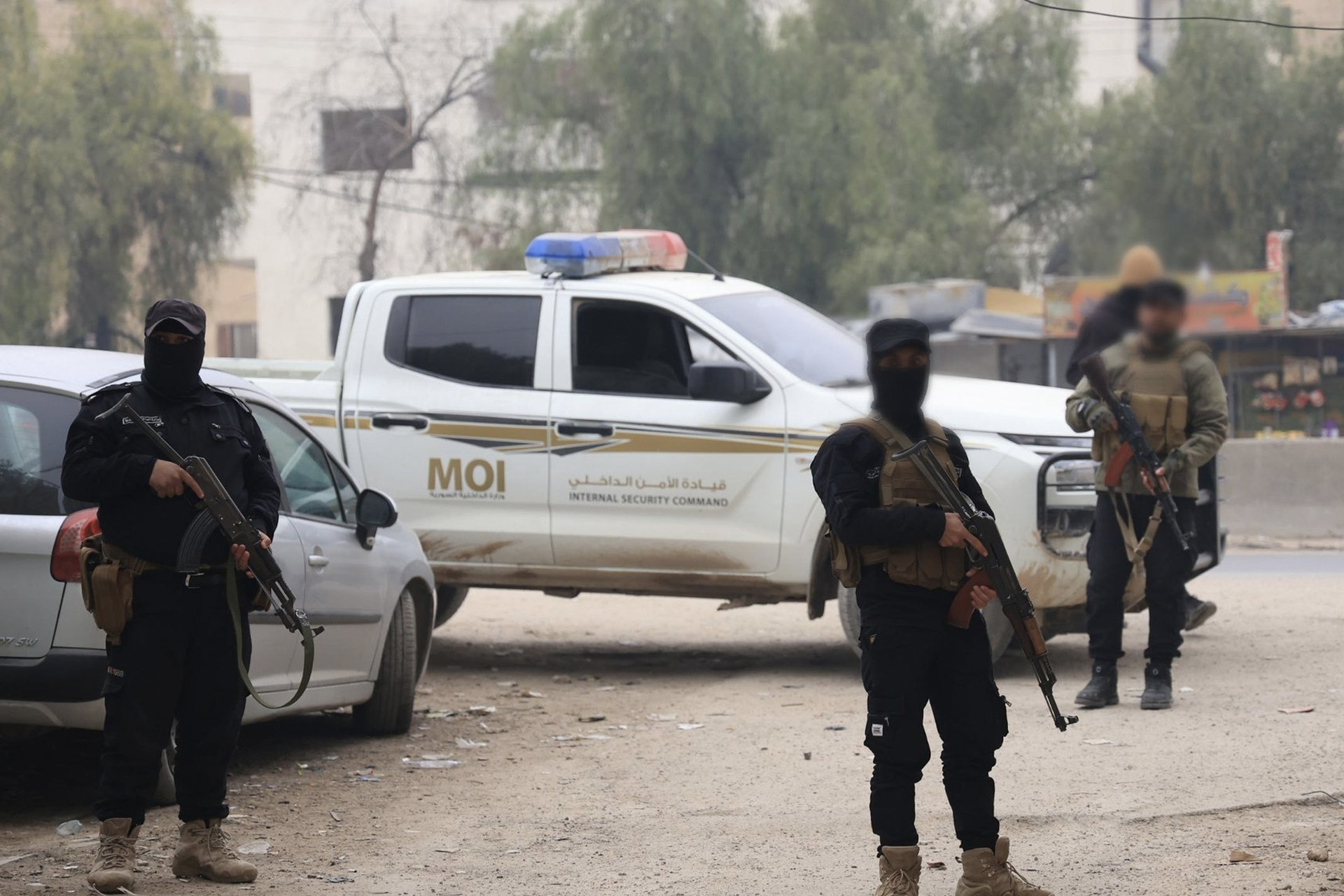 سوريا.. إصابات بانفجار قنبلة في حلب وضبط خلية لحزب الله بدمشق