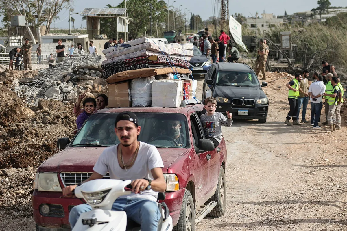 لبنان يلملم خسائره في ظل هدنة هشة