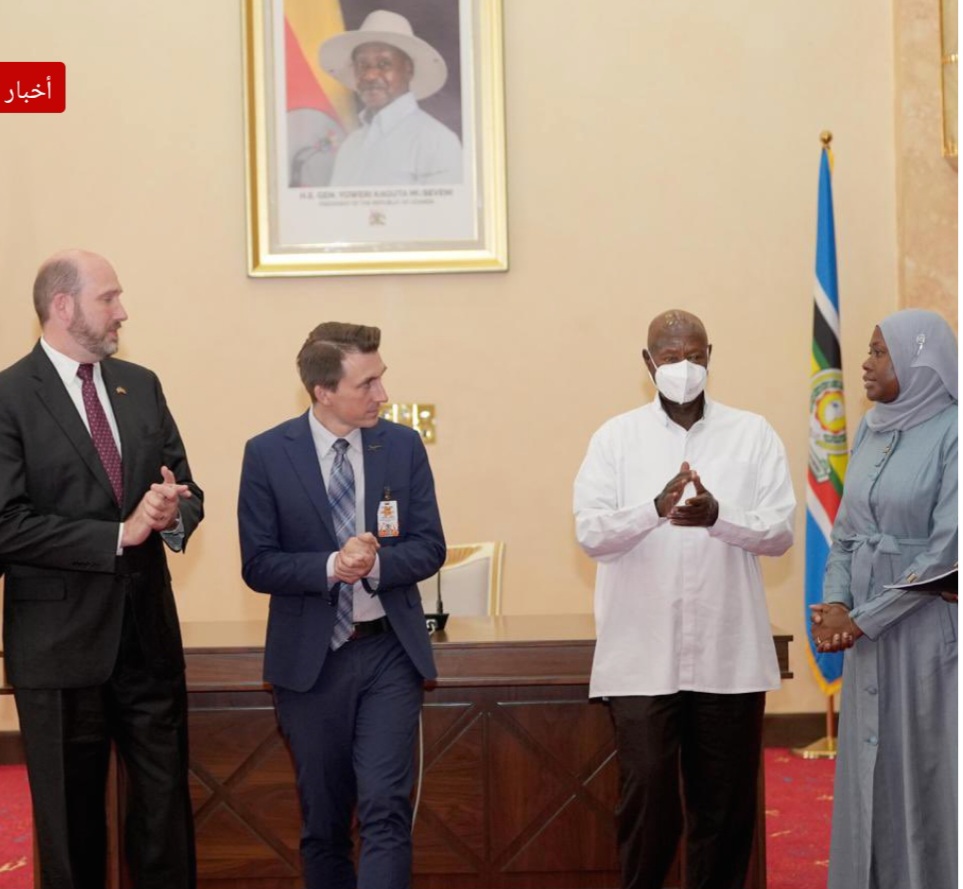 موسيفيني يعلن اقتراب تشغيل “ستارلينك” في أوغندا بعد اتفاق مع الشركة الأميركية