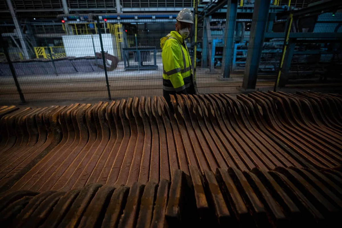 النحاس يسجل أعلى مستوى في 3 أسابيع بدعم طلب الصين