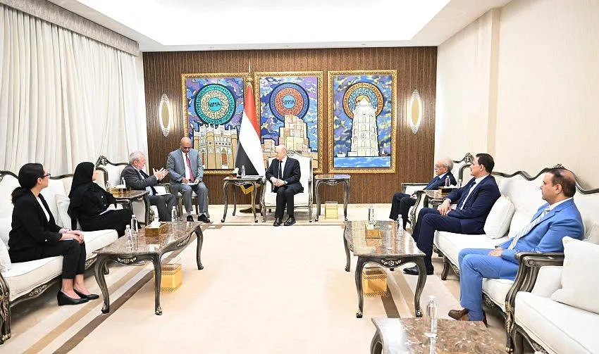 اليمن يعزز شراكاته الدولية لدعم التنمية والاستقرار والخدمات اليمن يعزز شراكاته الدولية لدعم التنمية والاستقرار والخدمات