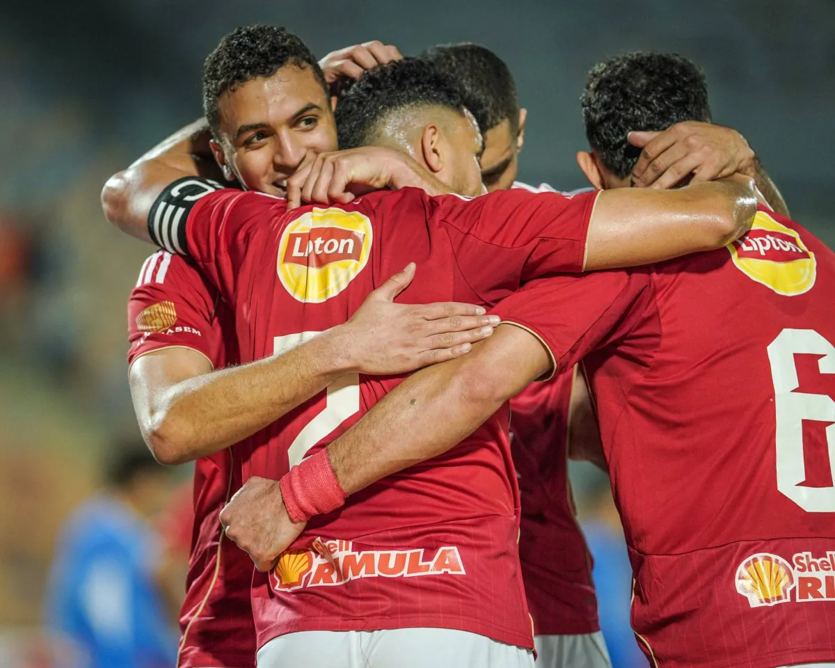 الدوري المصري: الأهلي يخطف فوزا مثيرا من سموحة