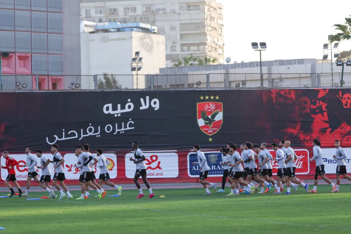 الأهلي المصري يشكو الحكم وفا بدعوى توجيه ألفاظ غير لائقة للاعبيه الأهلي المصري يشكو الحكم وفا بدعوى توجيه ألفاظ غير لائقة للاعبيه