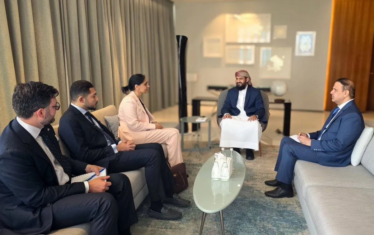 اليمن يلوح بورقة القوة إذا رفض الحوثيون السلام