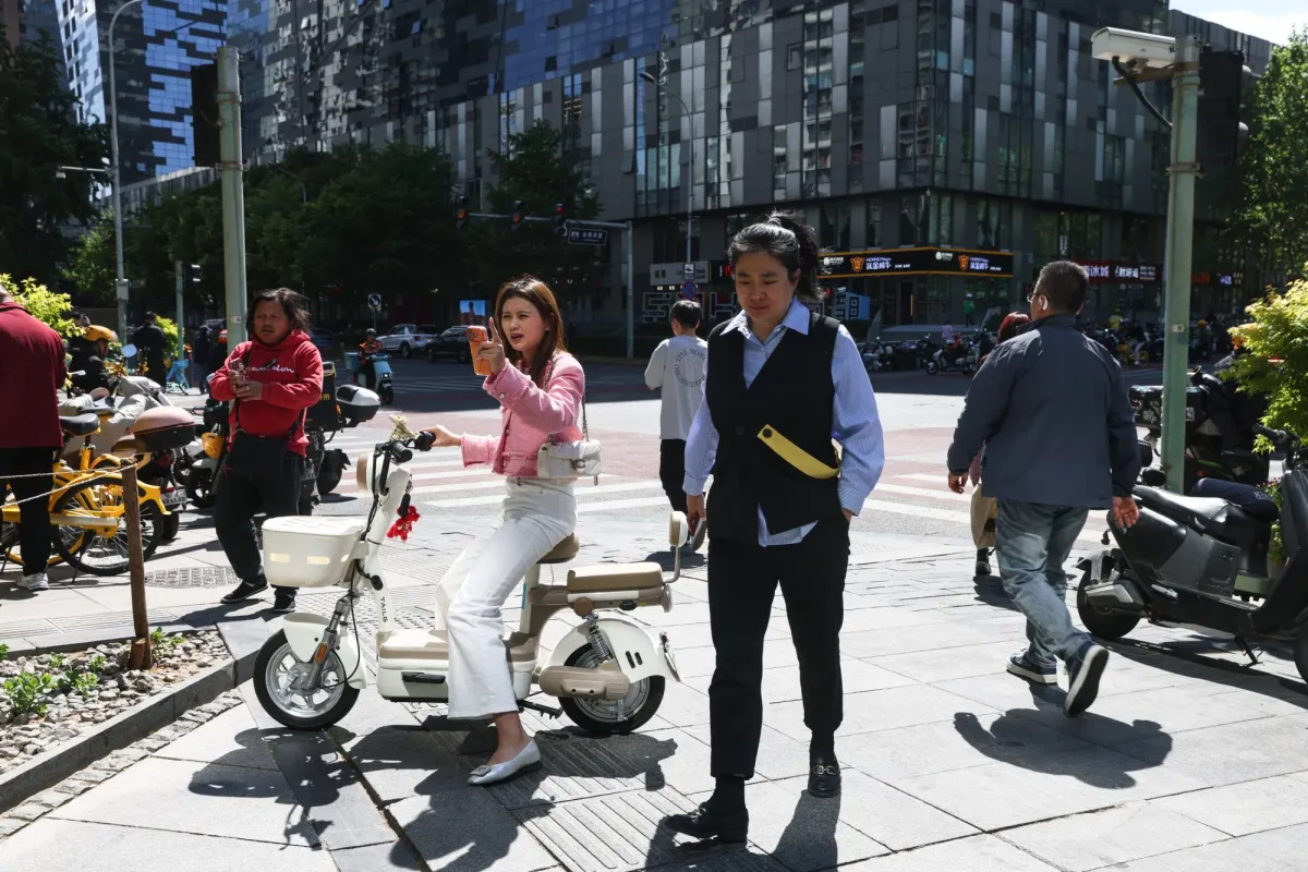 موديز تشير لمرونة الاقتصاد الصيني وتعدل نظرتها المستقبلية إلى مستقرة